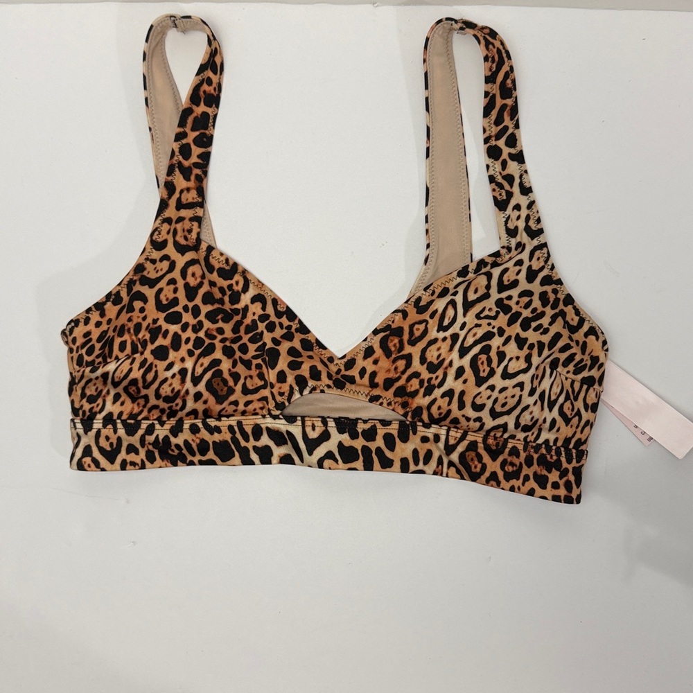 NWT Victoria’s Secret Bikini top - Picture 5 of 10